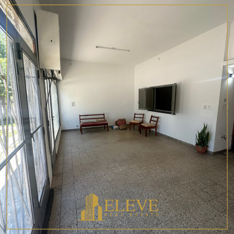 Casa - 5 ambientes - Con Local - ARROYO SECO