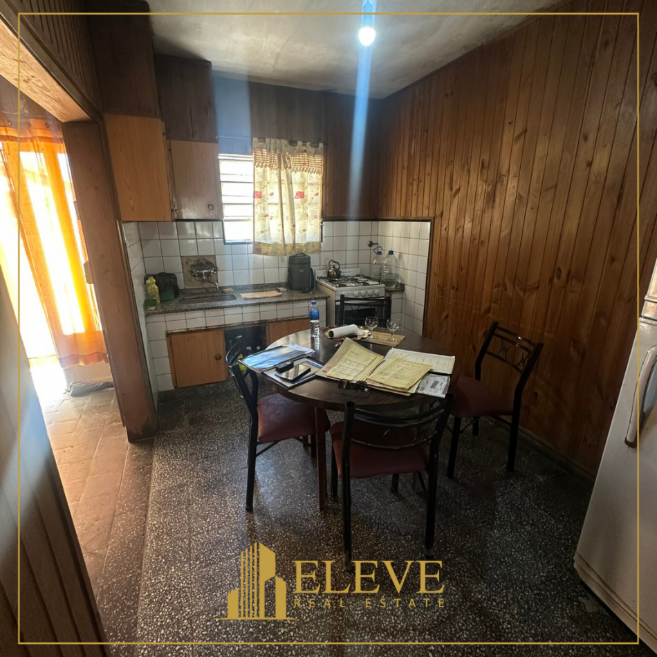 Casa - 5 ambientes - Con Local - ARROYO SECO