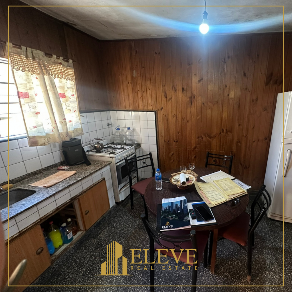 Casa - 5 ambientes - Con Local - ARROYO SECO